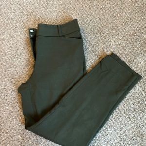 LOFT Julie Skinny Pant size 6